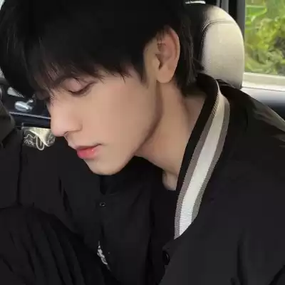 秦明凝